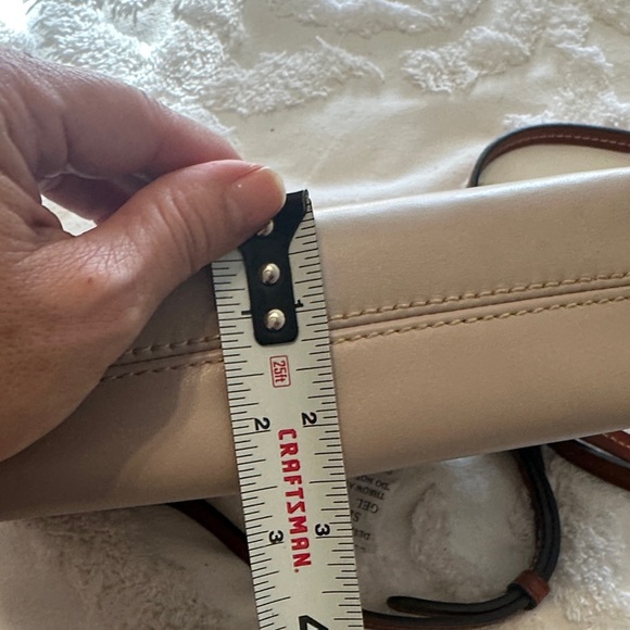 Dooney & Bourke pale Pink Crossbody Purse - Picture 8 of 8